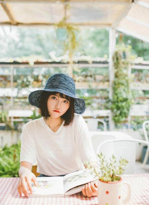 描写灯光夜景优美句子(每天一句唯美句子)