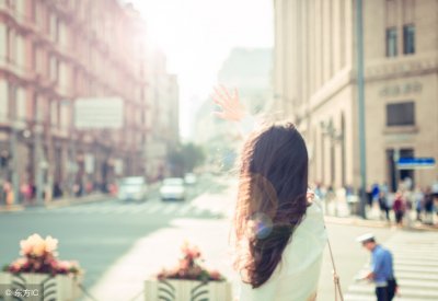 ​我爱你说的唯美句子  ，30条唯美句子集锦