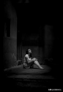 ​那些关于一夜失眠的句子 | 黑夜的尽头是失眠，失眠的尽头才是白天