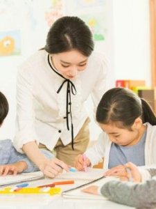 ​防开头的成语(馆开头的四字成语)