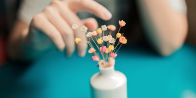 ​夸姐姐优秀的话（夸女生的话文艺点的 有点创意的暖心俏皮话）