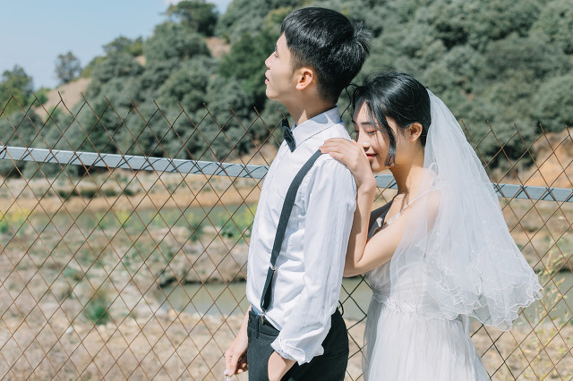 安慰男朋友的暖心的话 对男朋友说的情话简短