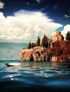 ​失眠了发朋友圈的说说（三八妇女节朋友圈）