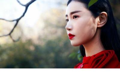 再见七月你好八月图片