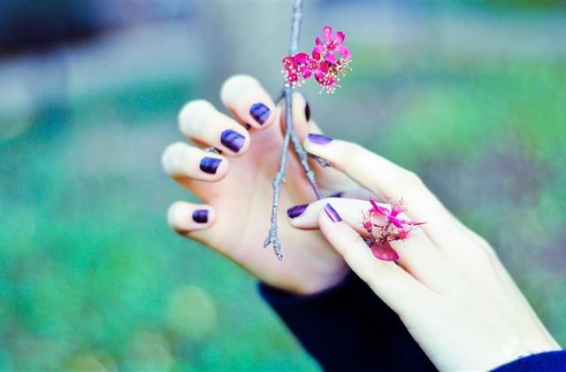 感概生活不容易的说说