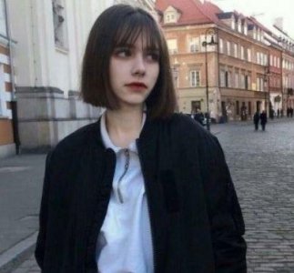 ​女孩母亲一句点醒 精致优雅女孩越看越喜欢的句子