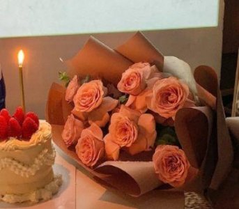 ​让一个女生感动到哭的句子(60句)