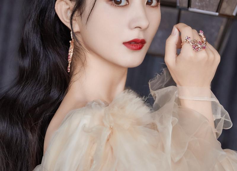 喜欢的女生很漂亮不敢追?这3点说明女生在等你 喜欢的女生很漂亮不敢追?这3点说明女生在等你