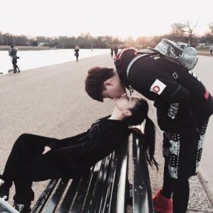 ​我讨厌现在的自己文案 心情说说很现实的说说[24句]