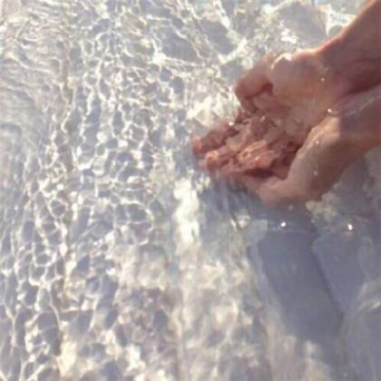 关于自恋的搞笑说说