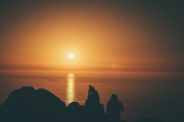 一个人撑得很累的说说