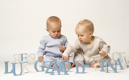 彤字取名男孩名字