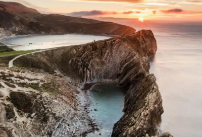 ​一边什么一边什么24句