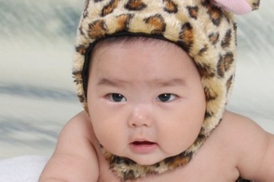 ​出生小男孩取名字大全