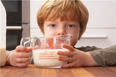 ​免费取名字大全男孩带三点水的