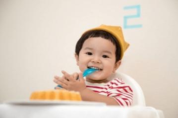 儒雅诗意男孩名字 男孩取名2025年名字