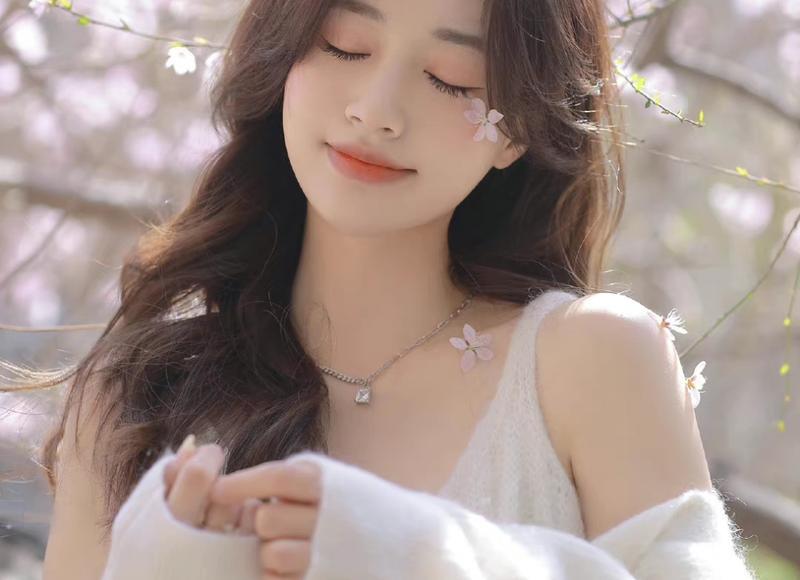 情侣空间说说句子大全(热门69句)