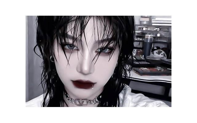 心情低落无奈句子短句(心情低落无奈句子短句非感情)