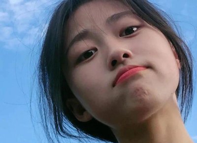 ​适合做签名的短句歌词(25条)