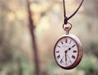 ​发给对象伤感的话（伤感的句子说说心情）