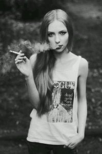 ​抖音文案短句干净治愈(抖音最火公布恋情短句)