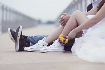 ​伤感的句子说说心情伤感的句子说说心情(65句)