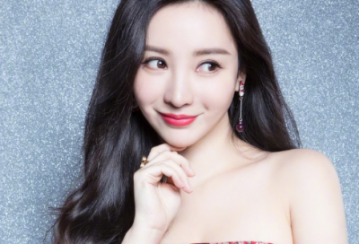 ​撕心裂肺的伤感爱情说说(听伤感情歌的心情句子)