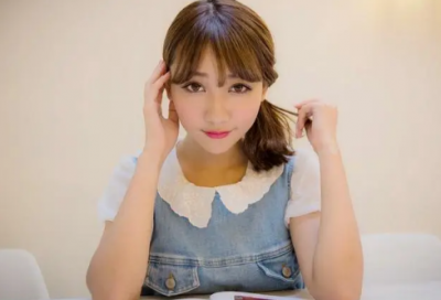 ​诗经《国风周南桃夭》译文和赏析