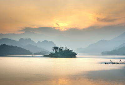 ​普通的近义词