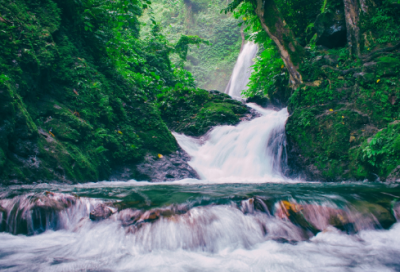 ​描写建筑物的四字词语有哪些（与建筑有关的成语）