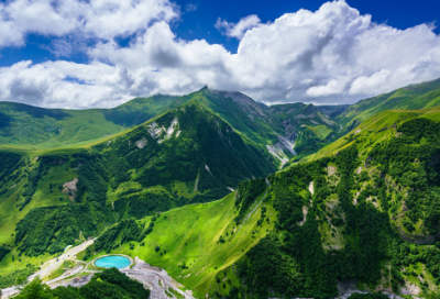 ​英语作文范文：Teaching Machines to Learn on Their Own