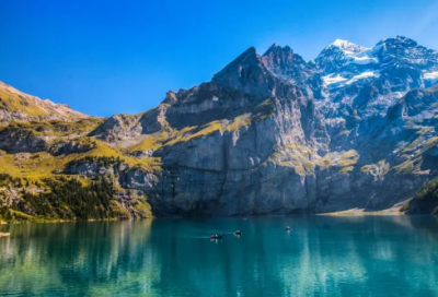 ​洁白造句,用洁白怎么造句