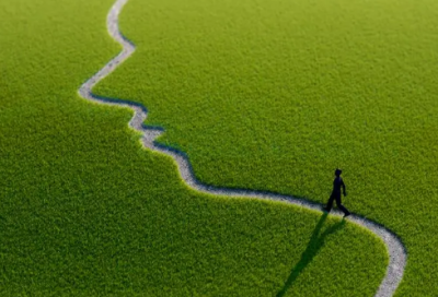 ​一模一样造句