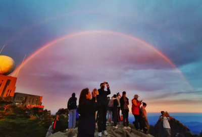 ​春风拂面造句 春风拂面造句简单(精选30句)